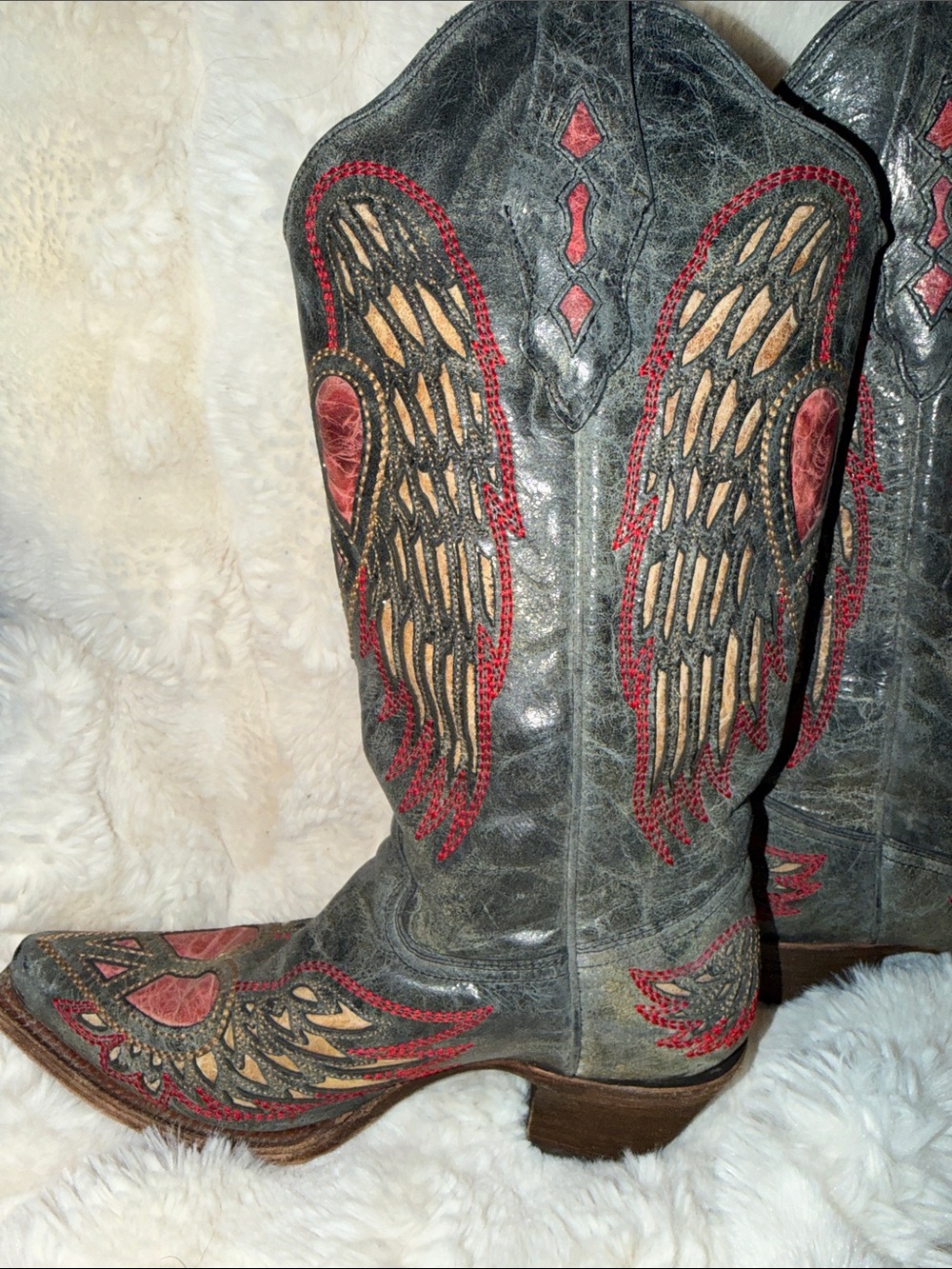 Corral DetailedLeather Western Boots with Red peace/heart/ Wing Details - Picture 8 of 15